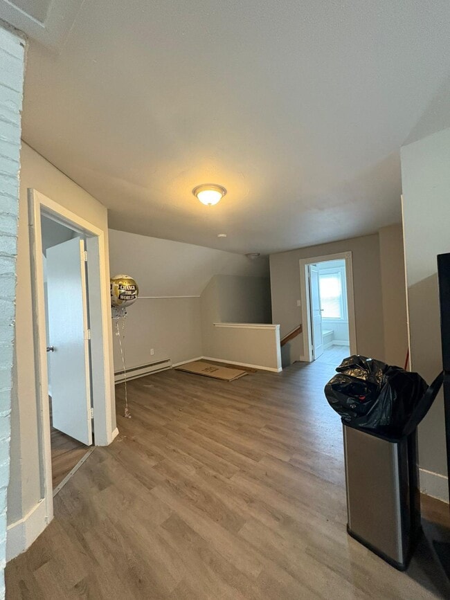 Foto del edificio - 216 Mansfield St