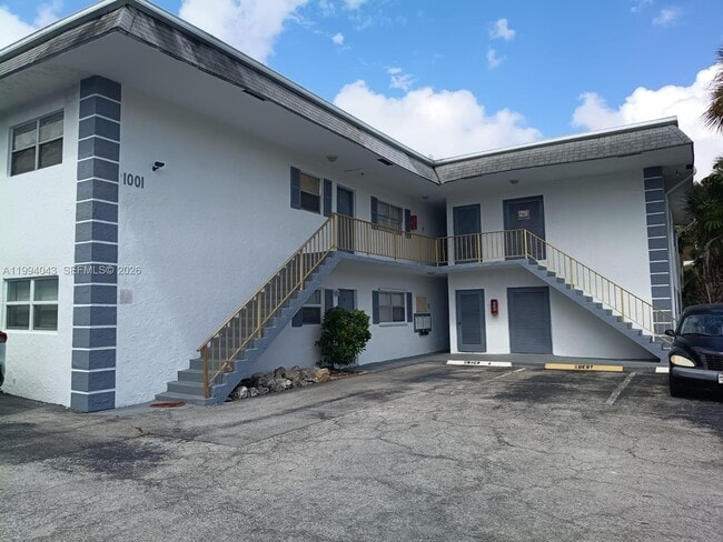 Building Photo - 1001 NW 45th St