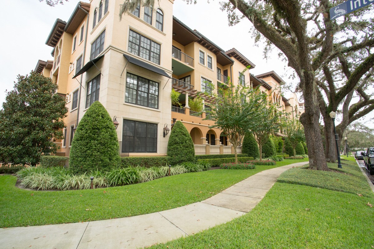 315 E New England Ave, Winter Park, FL 32789 Condo for Rent in Winter