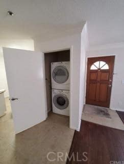 Foto del edificio - 729 S Knott Ave