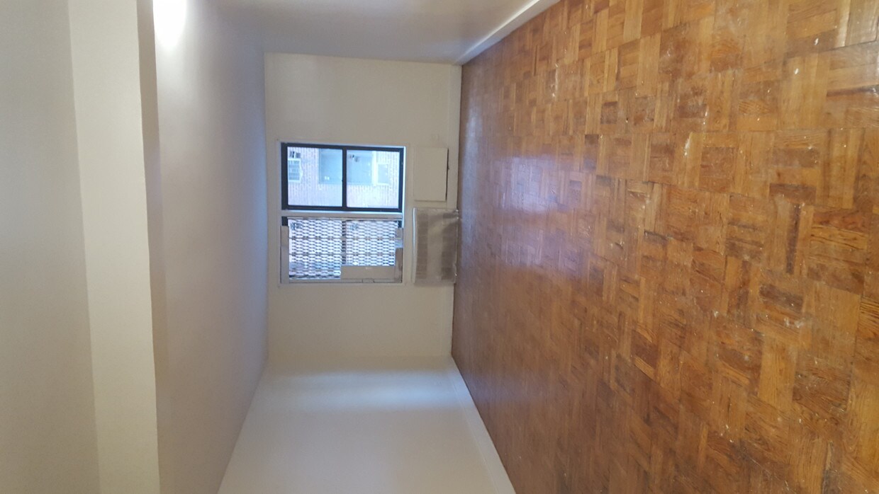 Foto principal - 218 Clarkson Ave