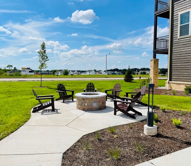 Mesa con fuego - The Terraces of Windsor Crossing