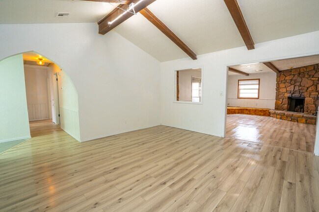 Foto del edificio - Bright and clean 3 bedroom home!