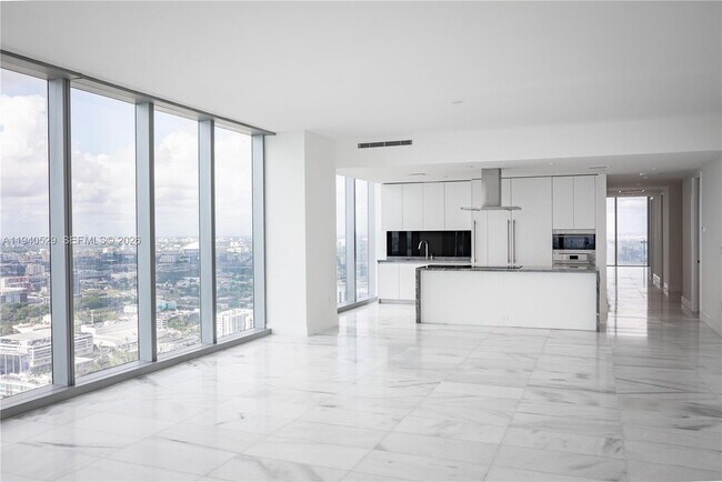 Foto del edificio - 700 NE 26th Terrace