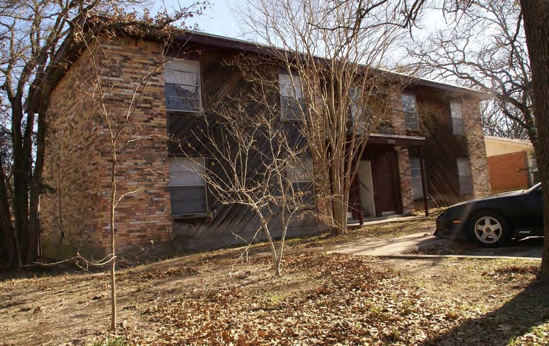 Building Photo - 3907 Aspen