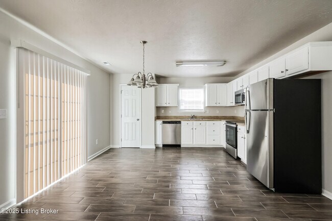 Foto del edificio - 9710 Evanwood Ct