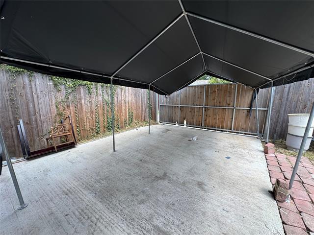 Foto del edificio - 3573 Ridgebriar Dr