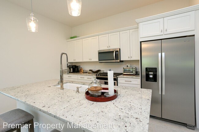 Building Photo - 3 br, 2 bath House - 14759 Kingfisher Loop