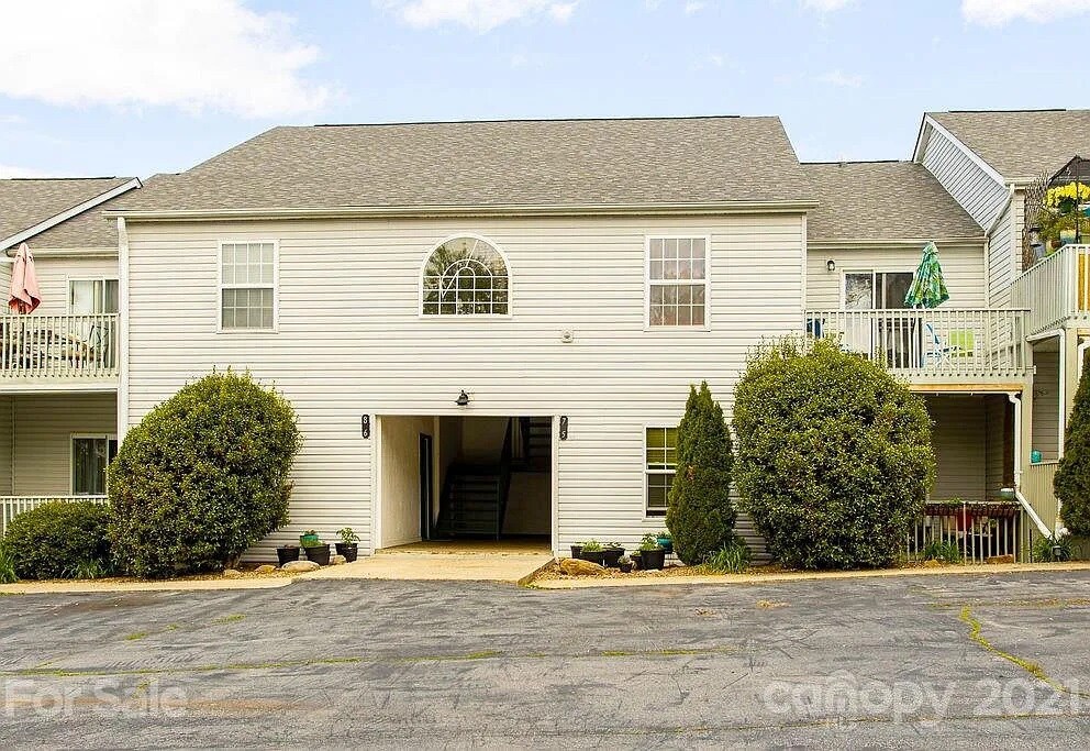 14 Dula Springs Rd Unit 5, Weaverville, NC 28787 Condo for Rent in