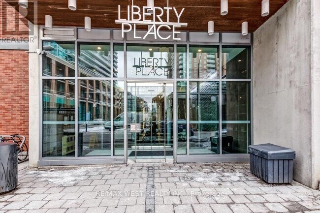 Photo du bâtiment - 150 E Liberty St