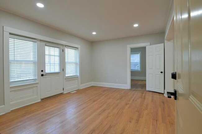 Photo - 1141 S 30th Ave Apartment