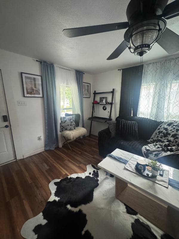 Foto del edificio - 1618 Sycamore St