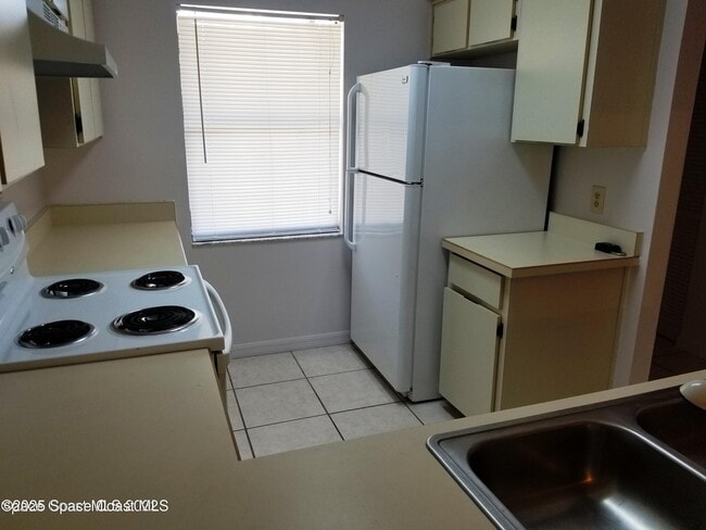 Foto del edificio - 221 Olmstead Dr