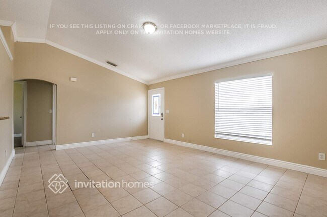 Building Photo - 5971 Banbury Ave