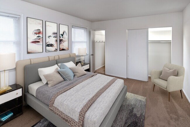 Foto del edificio - Spring Valley