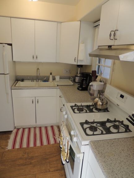 Kitchen - 2321 2nd St