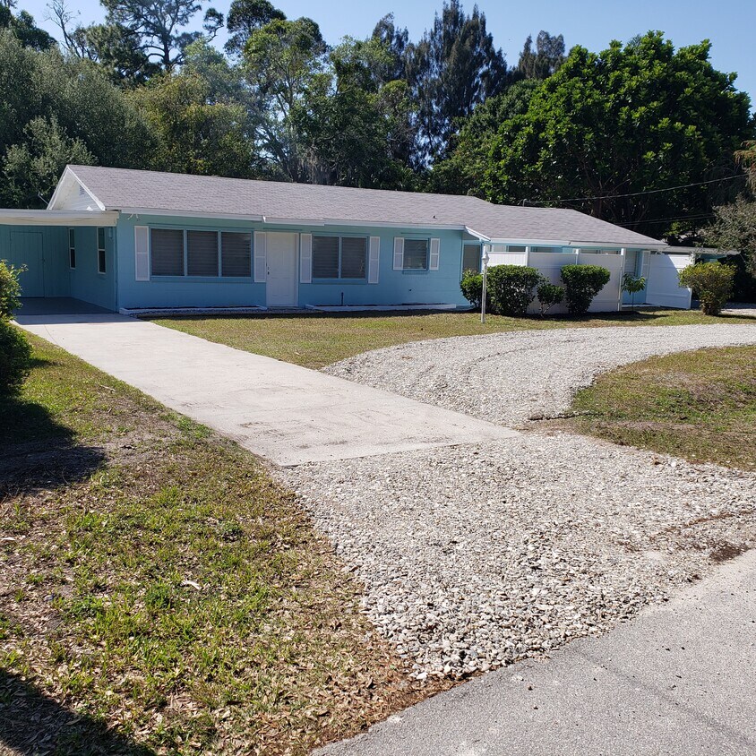 Foto principal - 2061 50th Avenue