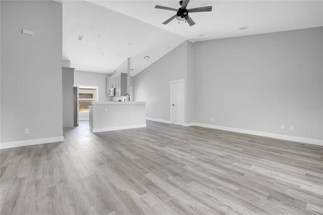 Building Photo - 1320 Graham Ave