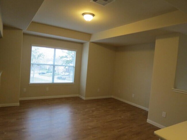 Building Photo - 13222 Enchanted Way
