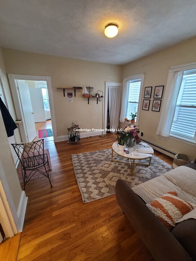 Foto principal - 118 Elm St