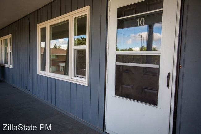Building Photo - 1024 Stephens Ave