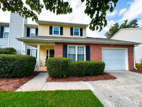 Building Photo - 1414 Westover Pl