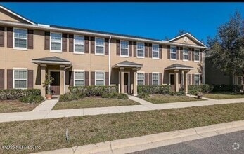 Building Photo - 2763 Hollybrook Ln