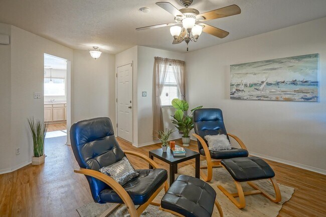 Foto del edificio - 3146 Chama Meadows Dr NE