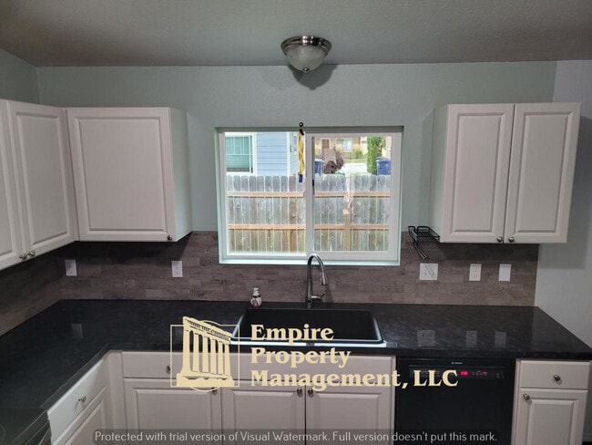 Foto del edificio - 3119 Spring Creek Way