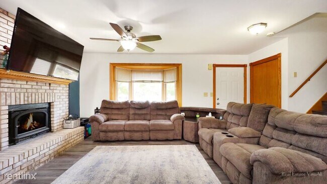 Foto del edificio - 4 br, 2 bath House - 514 S. Sandra St
