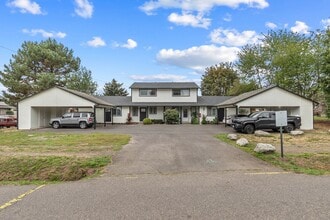 Building Photo - 325 N 29th Ave