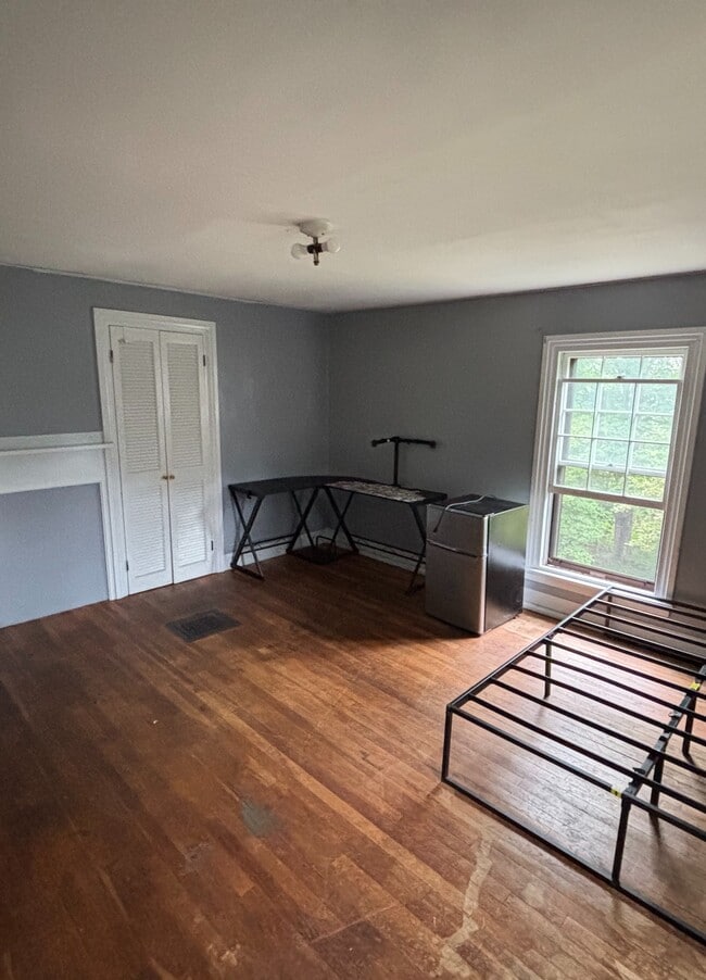 Building Photo - 58 Springhill Ave