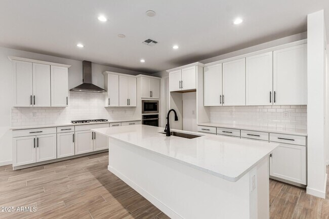 Building Photo - 23724 N 165th Dr