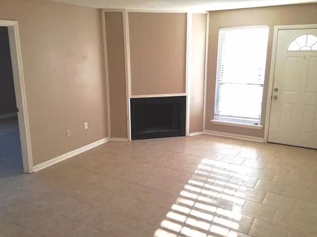 Foto del edificio - 8456 Bayou Fountain Ave