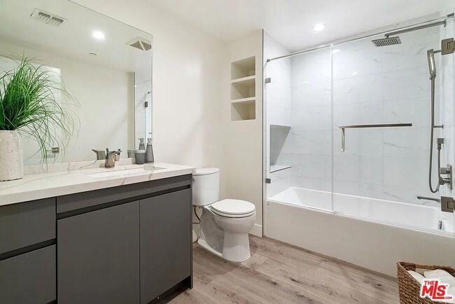 Foto del edificio - 846 S Mariposa Ave