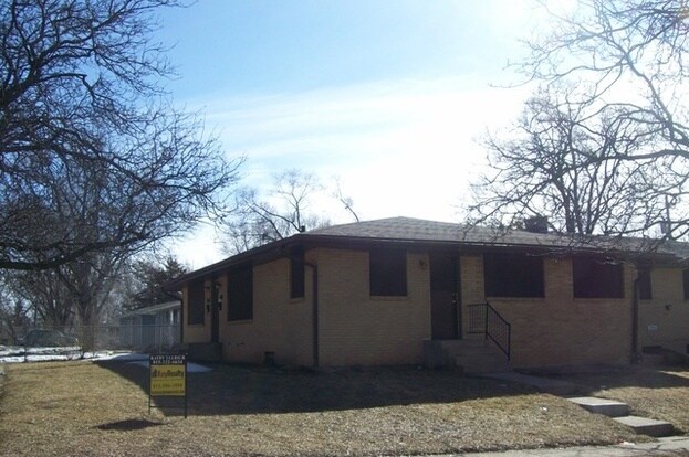 Primary Photo - 2930 Chatham Ln