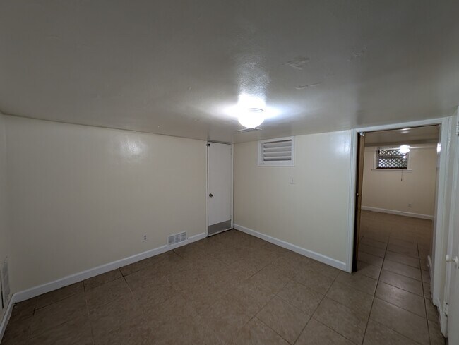 Foto del edificio - 709 Scott Blvd