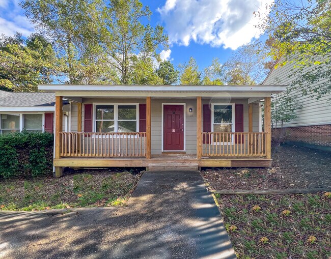 Foto del edificio - 35 Fox Hill Dr