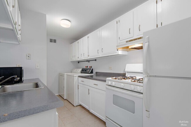 Foto del edificio - 538 James Ct