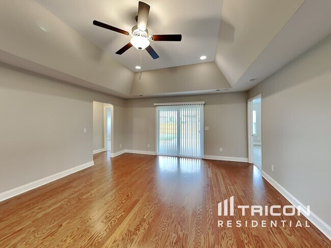 Building Photo - 1021 Laurelwood Drive Gallatin TN
