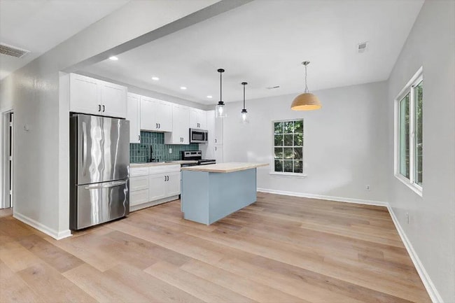 Building Photo - 3926 Arkwright St