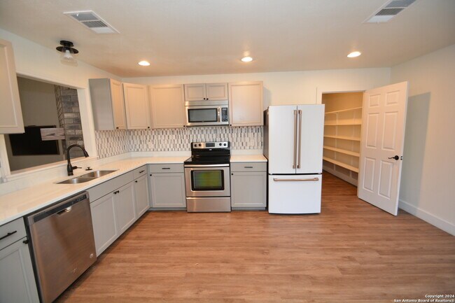 Foto del edificio - 13903 Cedar Canyon
