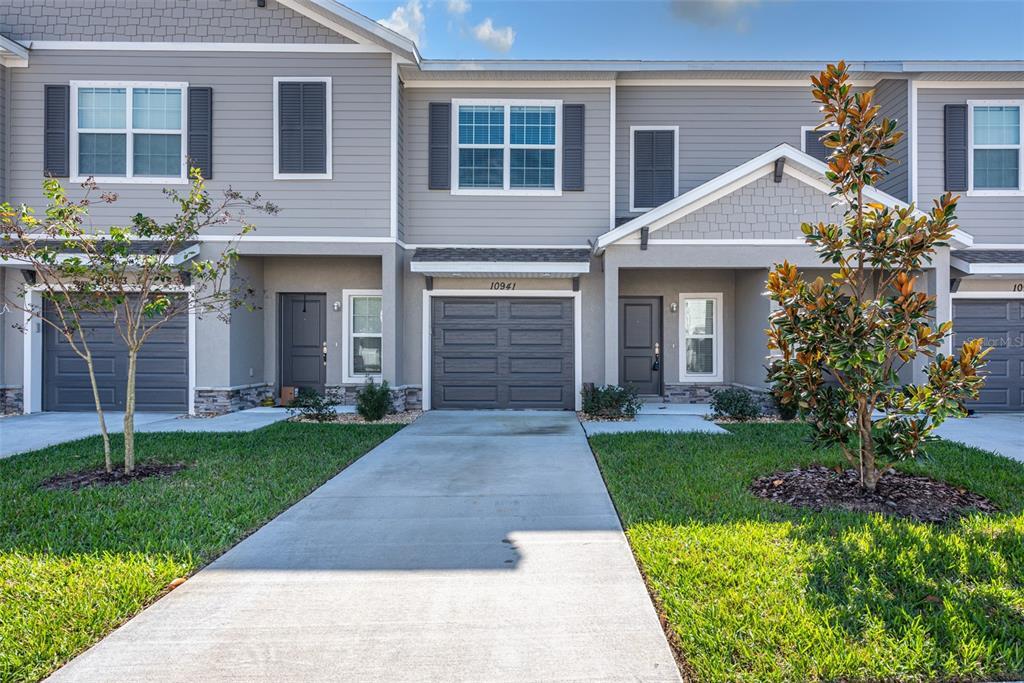 Foto principal - 10941 Quickwater Ct