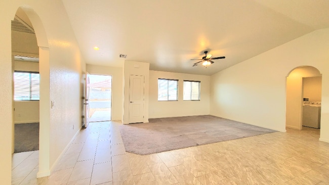 Building Photo - 3799 N Mayfield Ranch Rd