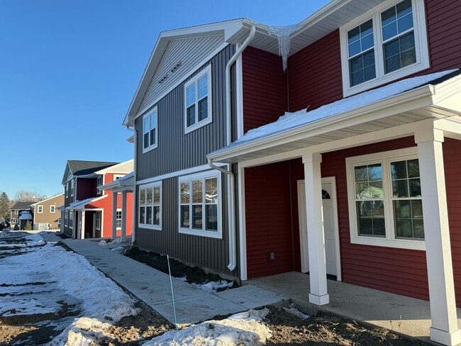 Building Photo - 542