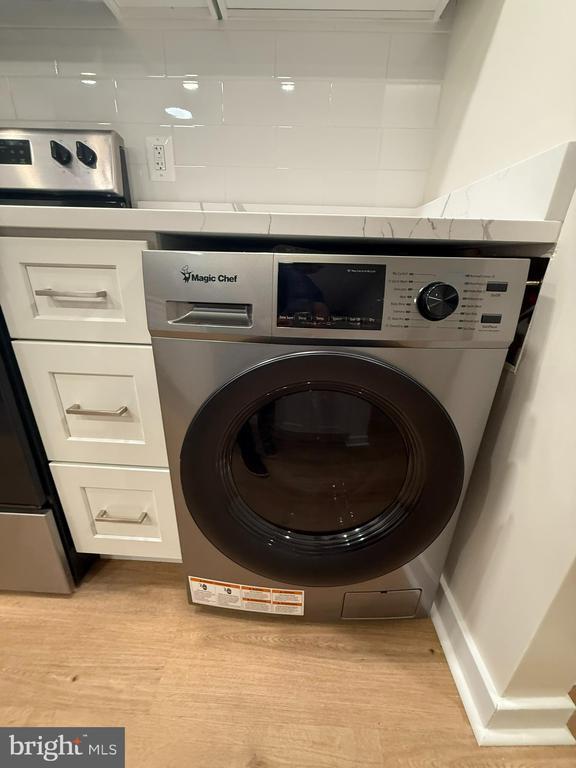 Building Photo - 1530 Key Blvd