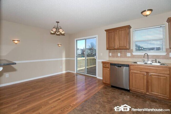 Foto del edificio - 3 Bed 2.5 Bath Home For Rent In Shoal Cree...