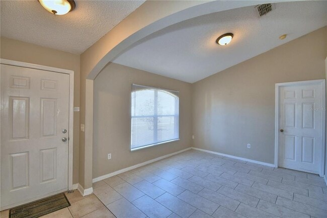 Foto del edificio - 1060 Dudley Dr