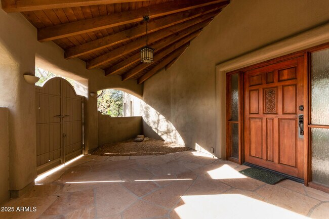 Foto del edificio - 1710 Staghorn Ln