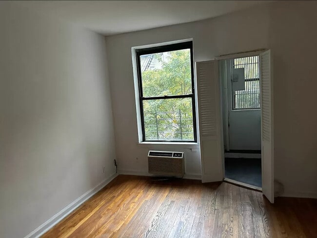 Building Photo - 1 Bedroom 1 Bathroom